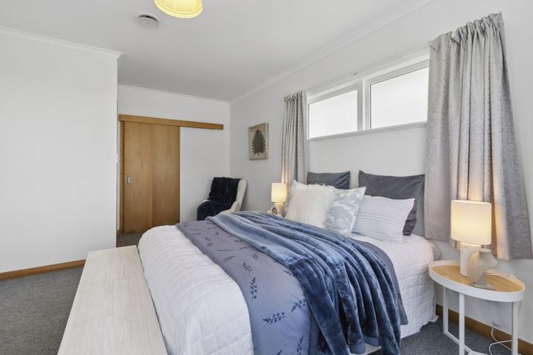 Photo of property in 1 Melrose Road, Island Bay, Wellington, 6023