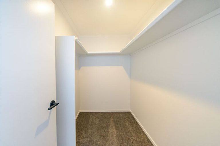 Photo of property in 154b Pacific Drive, Fitzherbert, Palmerston North, 4410