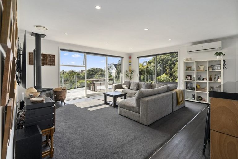Photo of property in 14b Truby King Street, Merrilands, New Plymouth, 4312