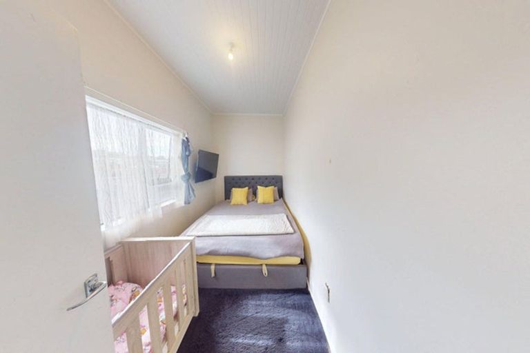 Photo of property in 74a Cornfoot Street, Castlecliff, Whanganui, 4501