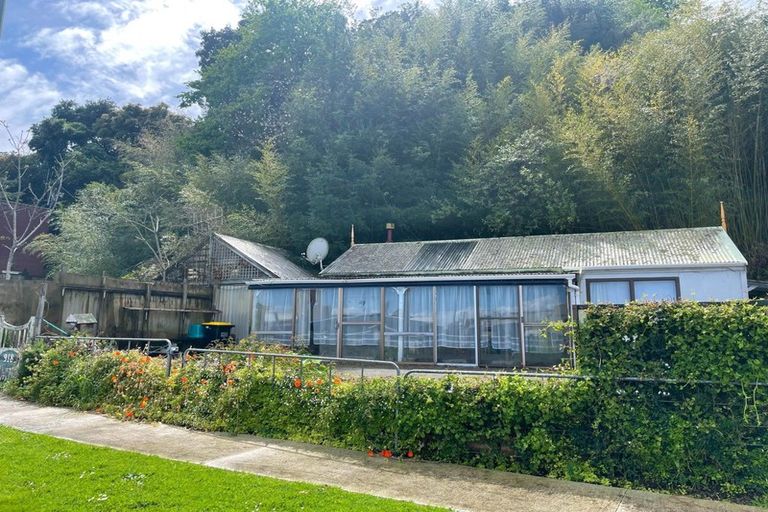 Photo of property in 918 Pollen Street, Thames, 3500