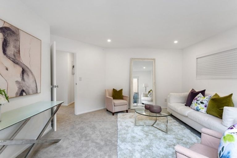 Photo of property in 18 Langana Avenue, Browns Bay, Auckland, 0630