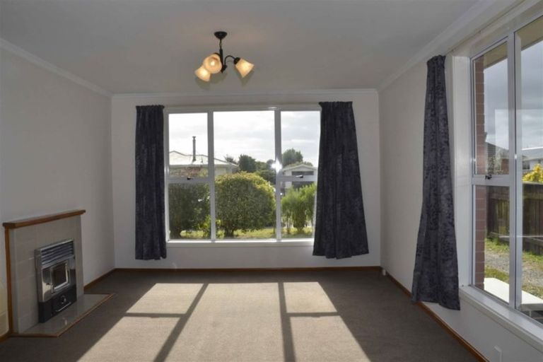 Photo of property in 4 Manapouri Street, Strathern, Invercargill, 9812