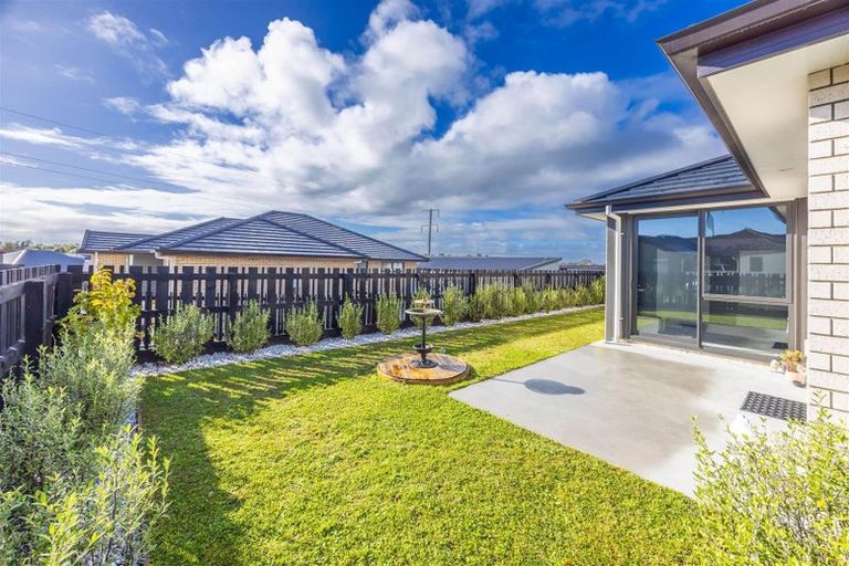 Photo of property in 62 Pragma Rise, Rototuna North, Hamilton, 3210
