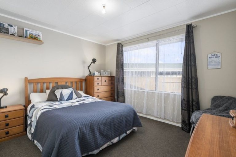 Photo of property in 37 Trent Street, Rongotea, 4476