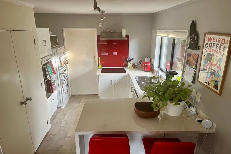 Photo of property in 2/3a City View Terrace, Birkenhead, Auckland, 0626