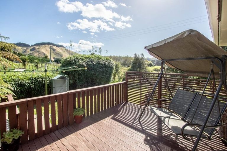 Photo of property in 148a Akatarawa Road, Reikorangi, Waikanae, 5391