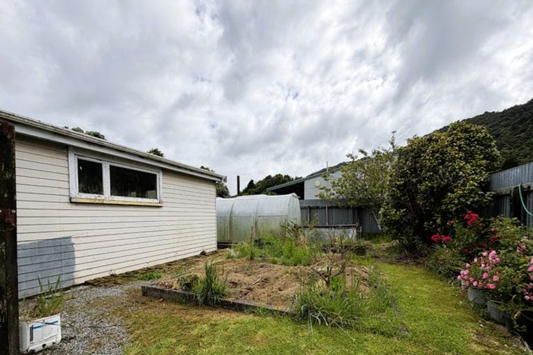 Photo of property in 137 Ward Street, Cobden, Greymouth, 7802