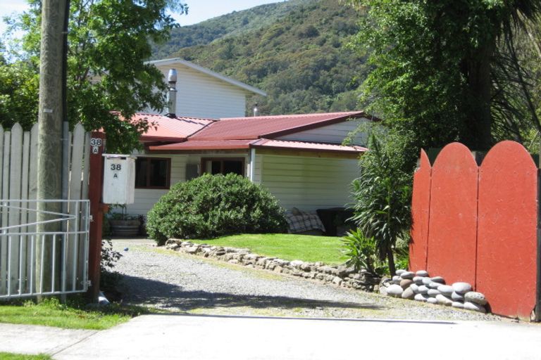 Photo of property in 38a Durham Street, Picton, 7220