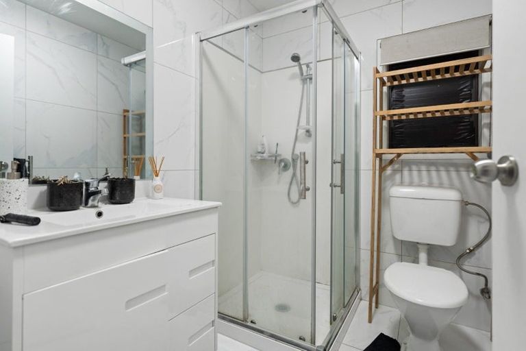 Photo of property in 4 Spruce Place, Totara Heights, Auckland, 2105