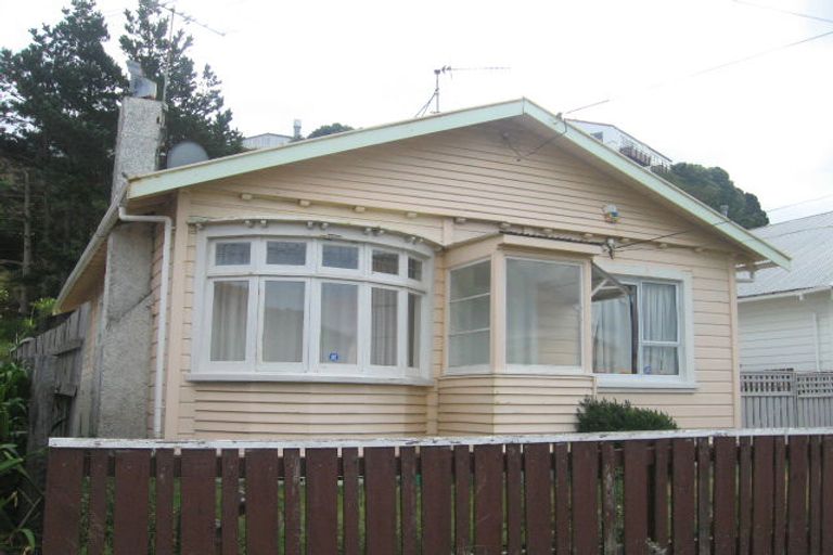 Photo of property in 31 Tauhinu Road, Miramar, Wellington, 6022