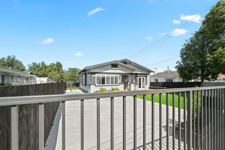 Photo of property in 7 Howden Road, Fairfield, Hamilton, 3214