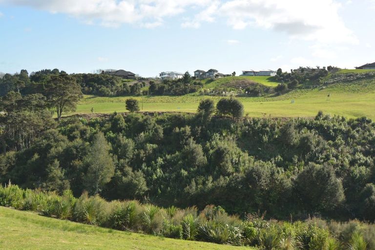Photo of property in 6 Rufina Way, Flat Bush, 2019