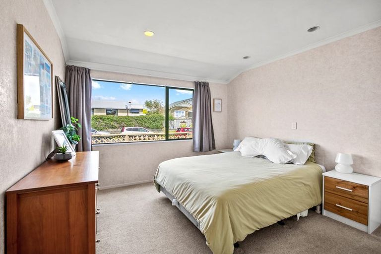 Photo of property in 1/41 Ngaio Street, Strandon, New Plymouth, 4312