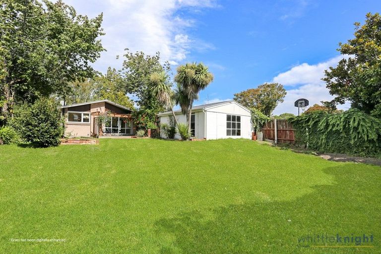 Photo of property in 138 Kendal Avenue, Burnside, Christchurch, 8053