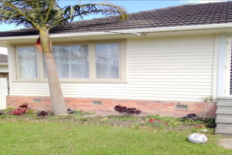 Photo of property in 10 Bedford Street, Te Atatu South, Auckland, 0610