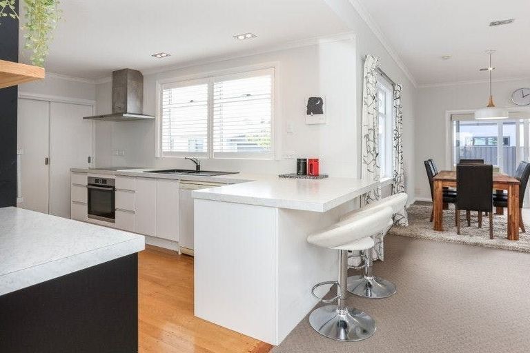 Photo of property in 9a Flanders Avenue, Onekawa, Napier, 4110