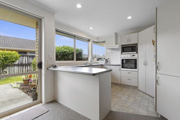 Photo of property in 8 Saint Johns Avenue, Hamilton East, Hamilton, 3216