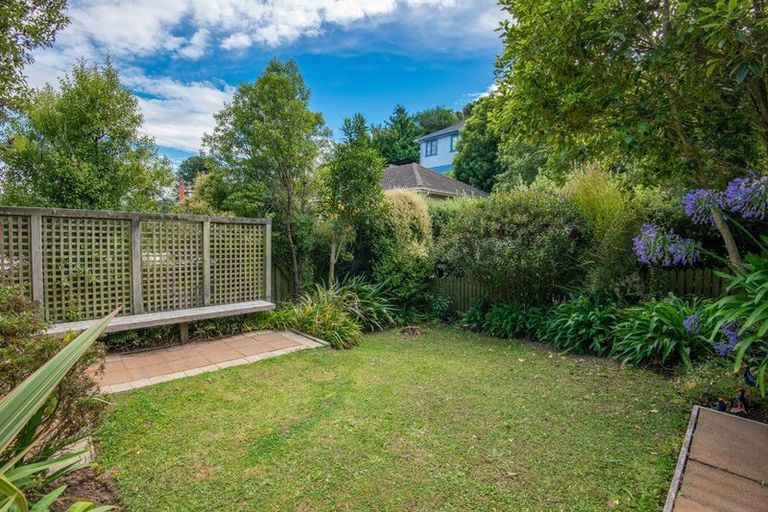 Photo of property in 1 Woodside Terrace, Andersons Bay, Dunedin, 9013