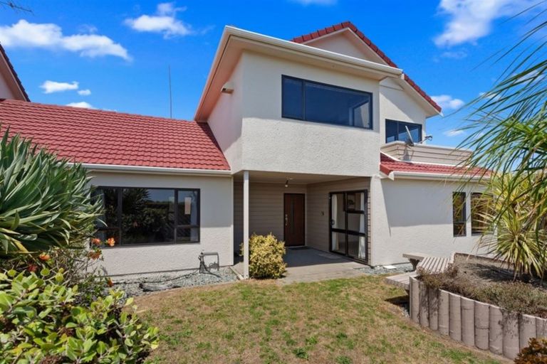 Photo of property in 1 Turnbull Place, Ohope, 3121