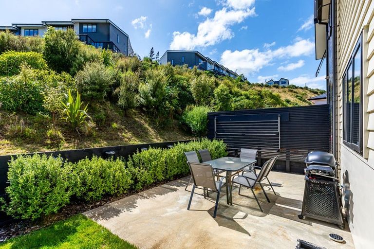 Photo of property in 7 Holystone Road, Whitby, Porirua, 5024