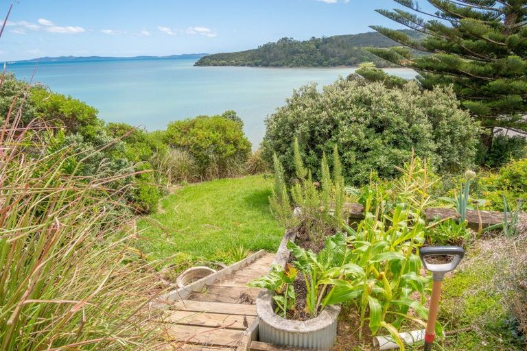 Photo of property in 56 Peninsula Parade, Hihi, Mangonui, 0494