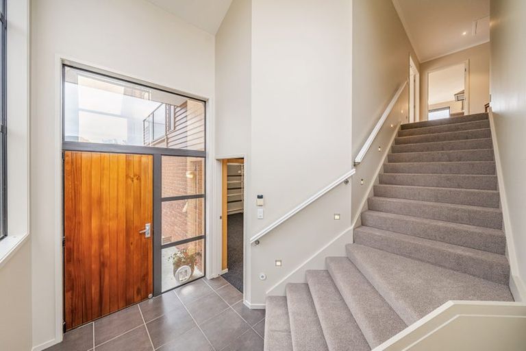 Photo of property in 115 Kirton Drive, Riverstone Terraces, Upper Hutt, 5018