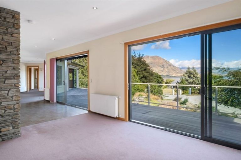Photo of property in 200a Beacon Point Road, Wanaka, 9305