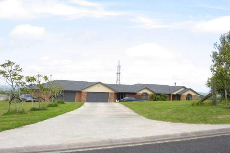 Photo of property in 31 Terry Smyth Drive, Kumeu, 0892