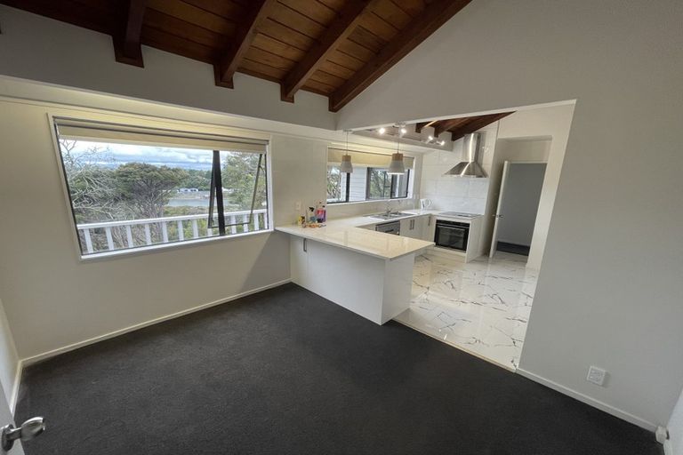 Photo of property in 145 Colwill Road, Massey, Auckland, 0614