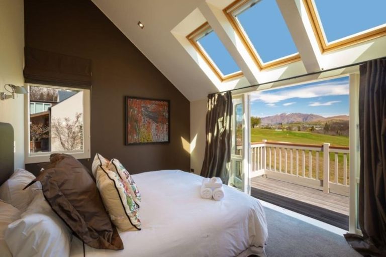 Photo of property in Millbrook Resort, 6 Orchard Hill, Arrowtown, 9371