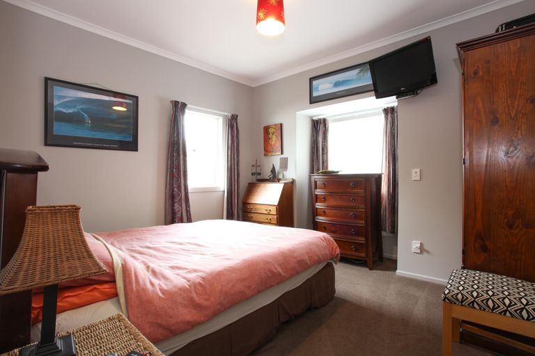 Photo of property in 7a Main Road, Raglan, 3225