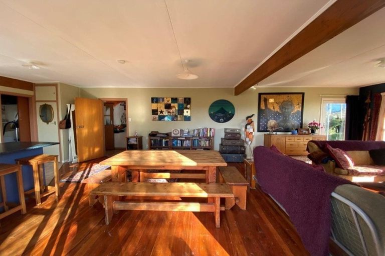 Photo of property in 190 Abel Tasman Drive, Takaka, 7183