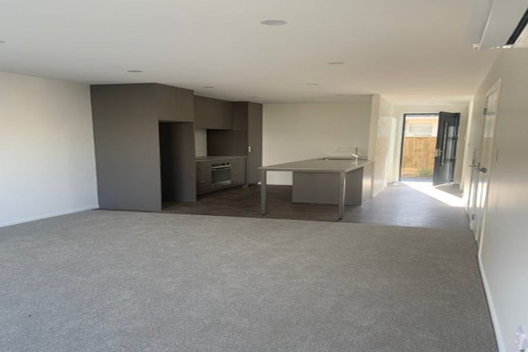 Photo of property in 6/23 Porutu Street, Fairfield, Lower Hutt, 5011