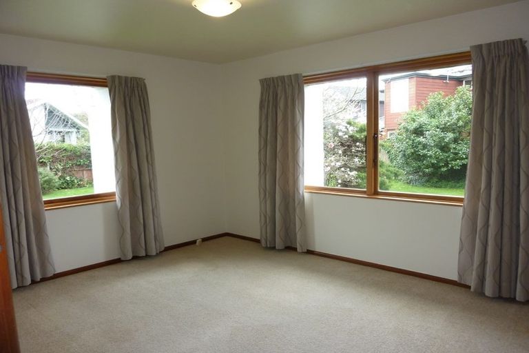 Photo of property in 4a Glenavon Place, Ilam, Christchurch, 8041