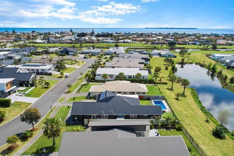 Photo of property in 34 Cassinia Close, Papamoa Beach, Papamoa, 3118