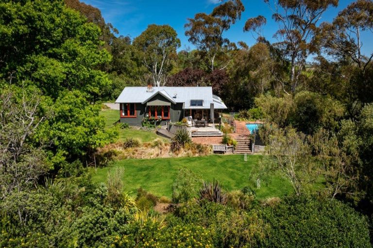Photo of property in 158 Te Mata Peak Road, Havelock North, 4130