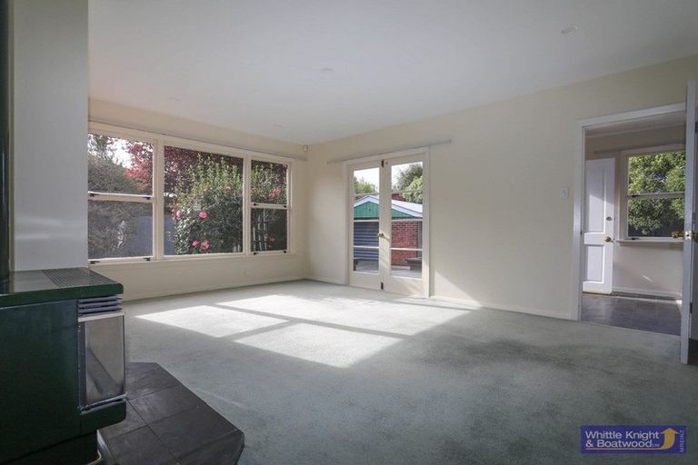 Photo of property in 27 Colesbury Street, Bishopdale, Christchurch, 8053