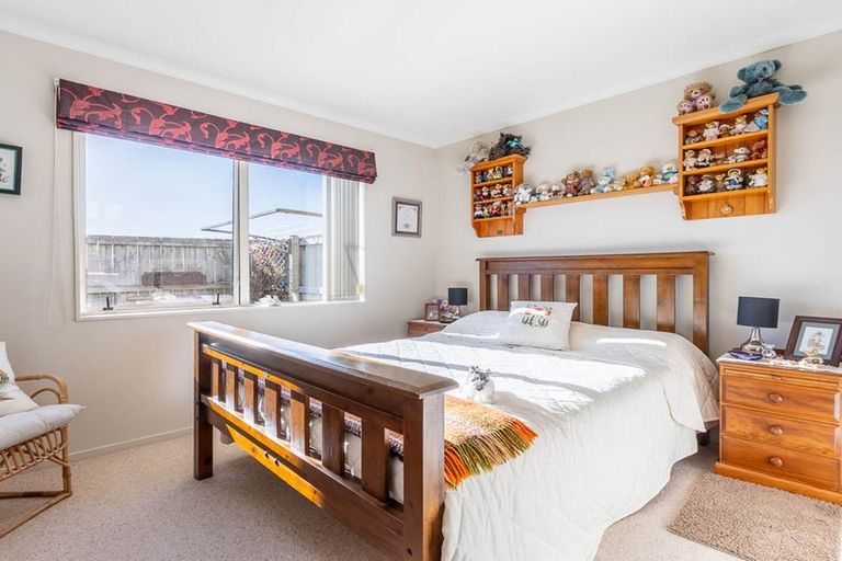 Photo of property in Rangeview Villas, 35/9 Fuller Close, Levin, 5510