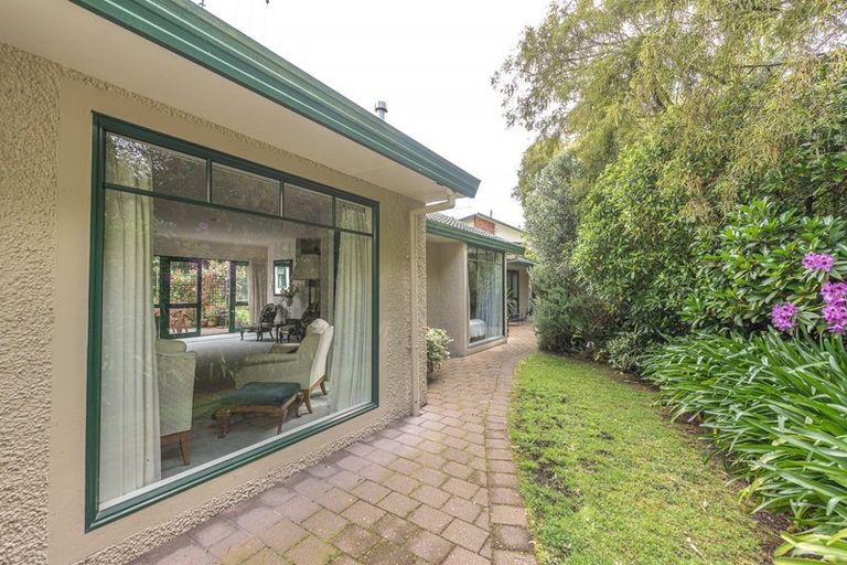 Photo of property in 27 Oakland Avenue, Saint Johns Hill, Whanganui, 4500