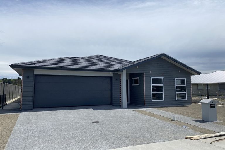 Photo of property in 11 Monowai Street, Poraiti, Napier, 4112