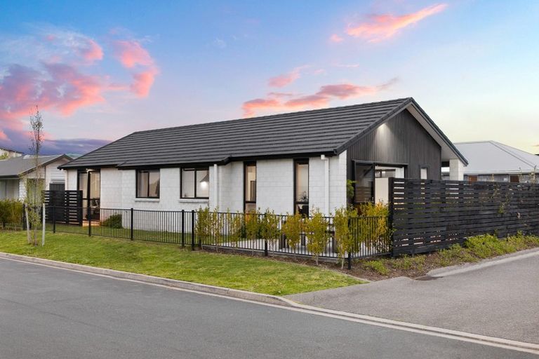 Photo of property in 1 Scarr Lane, Pyes Pa, Tauranga, 3112