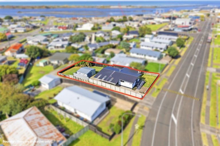 Photo of property in 27 Cross Street, Castlecliff, Whanganui, 4501