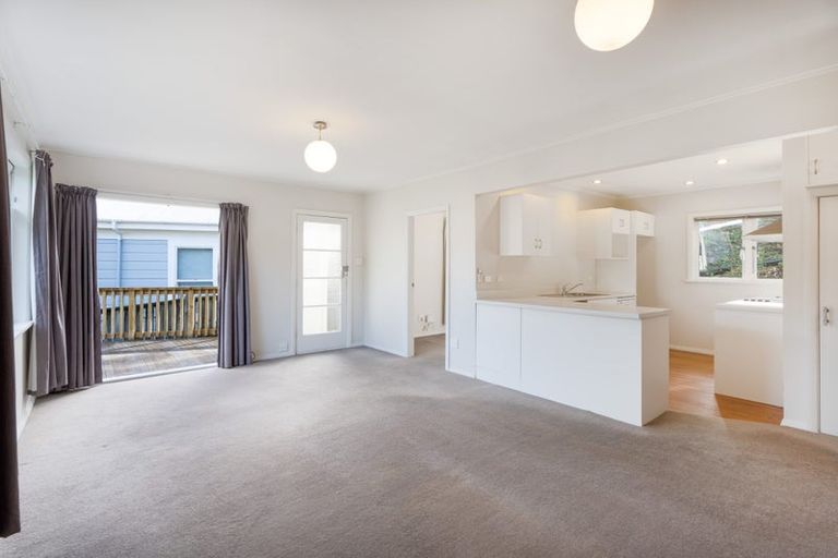 Photo of property in 3 Vautier Avenue, Wadestown, Wellington, 6012