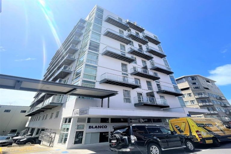 Photo of property in The Peak Apartments, 1001/170 Taranaki Street, Te Aro, Wellington, 6011