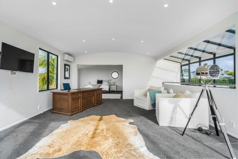 Photo of property in 62 Castor Bay Road, Castor Bay, Auckland, 0620