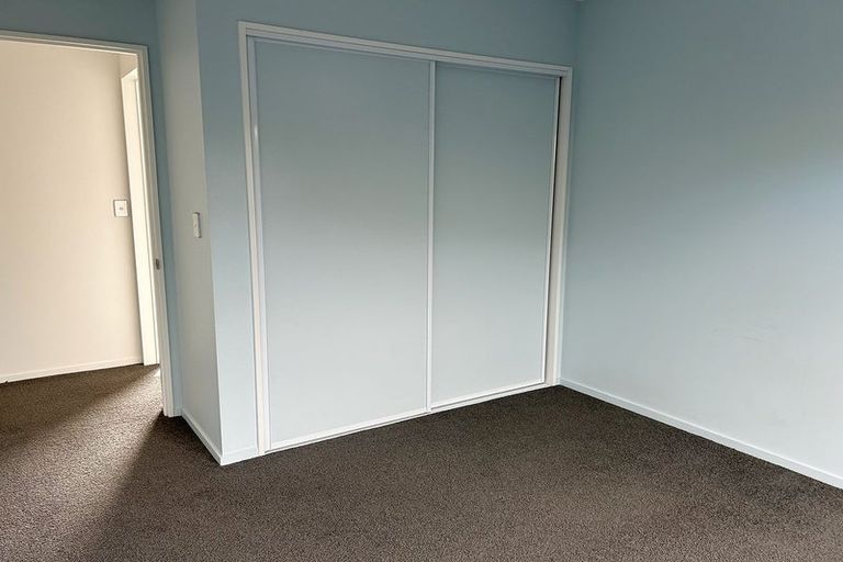 Photo of property in 8 Oakdene Place, Halswell, Christchurch, 8025