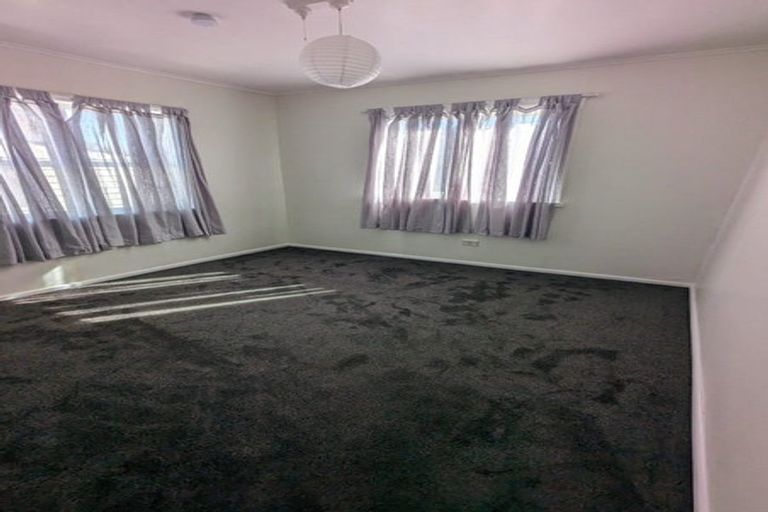 Photo of property in 90 Porchester Road, Papakura, 2110