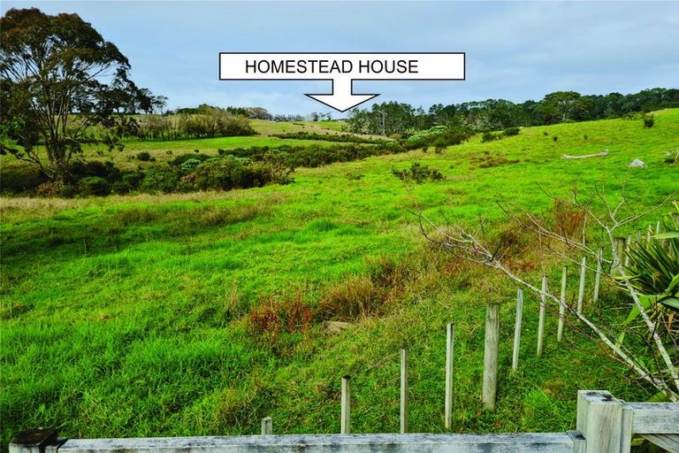Photo of property in 68 Cemetery Road, Wainui, Silverdale, 0992