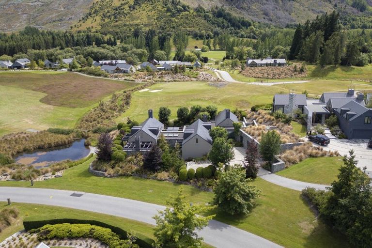 Photo of property in 1 Mica Ridge, Arrowtown, Queenstown, 9371